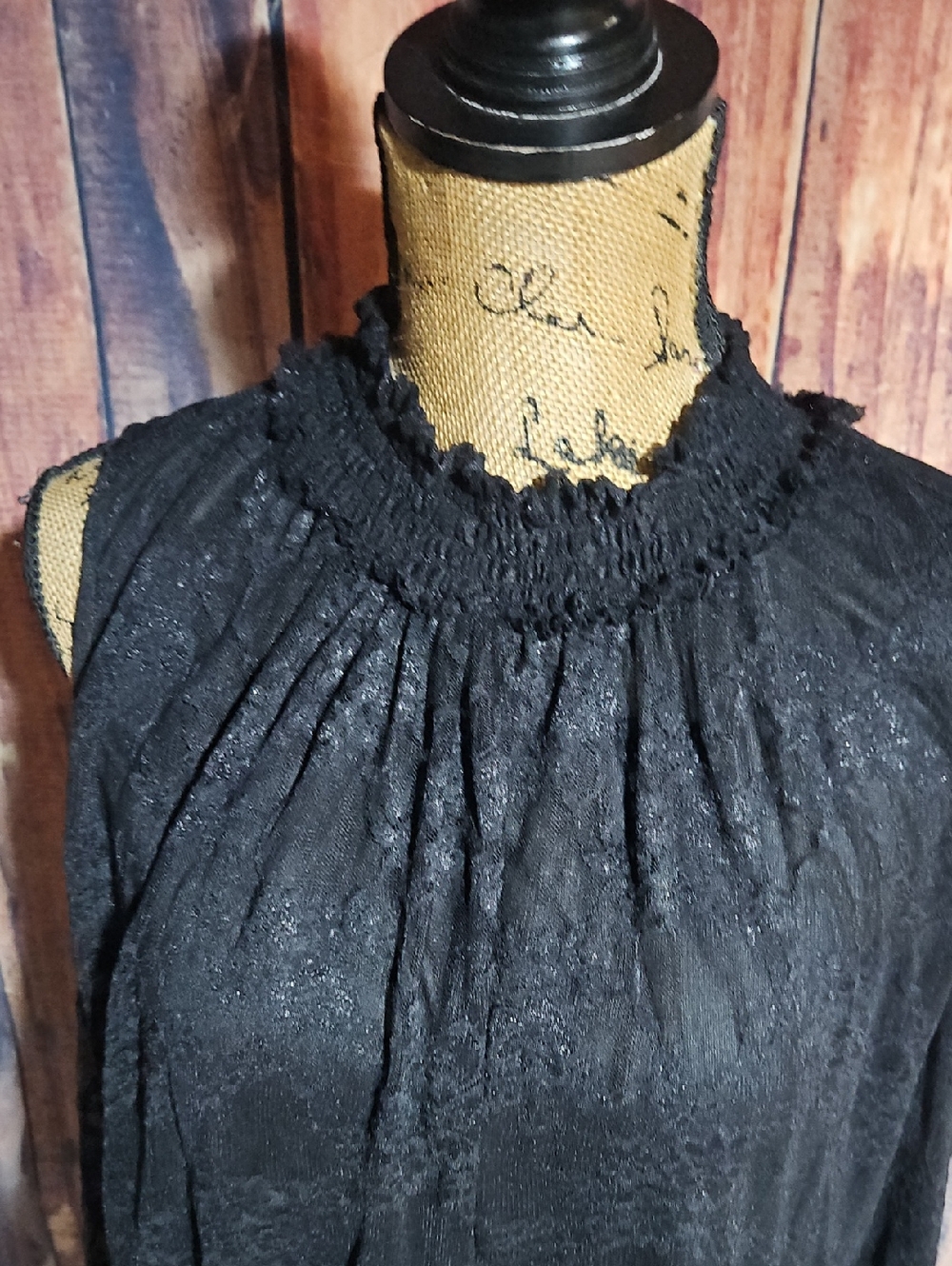 TORRID HI NECK BLACK LACE SLEEVELESS TOP SIZE 3 - Picture 2 of 5